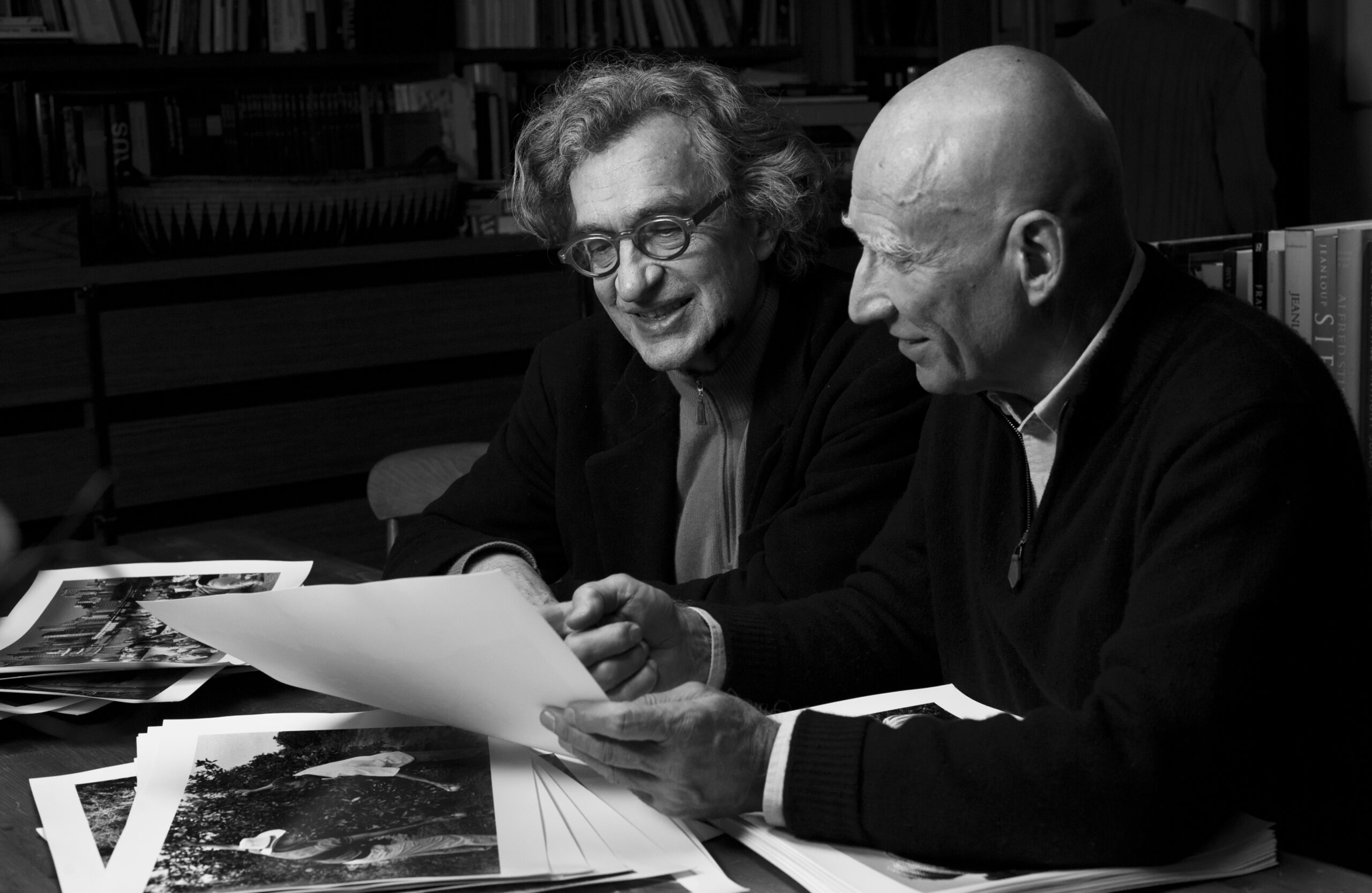 O cinema de wim wenders e a fotografia de sebastião salgado no filme O Sal da terra
