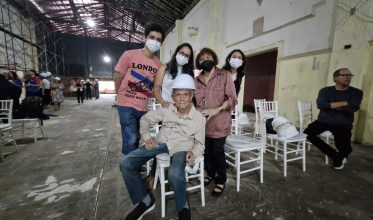 Pedro Veriano, Luzia Miranda e netos (Foto: Holofote Virtual)