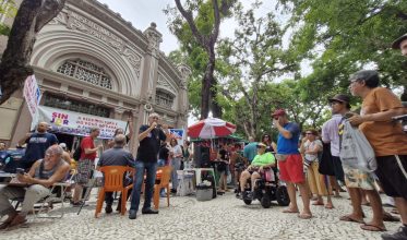 Manifestação dos artistas e jornalistas na Praça da República, 15 de dezembro - contra o PL 701/2024. Foto: Luciana Medeiros